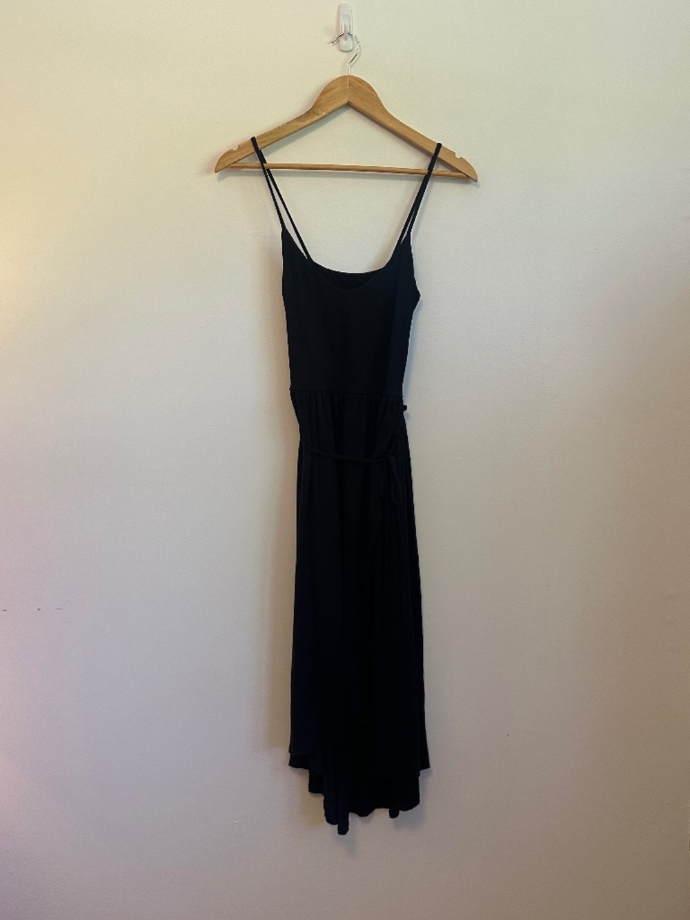 Susana Monaco Black Scoop Neck Tie Waist Midi Dress | Size Small